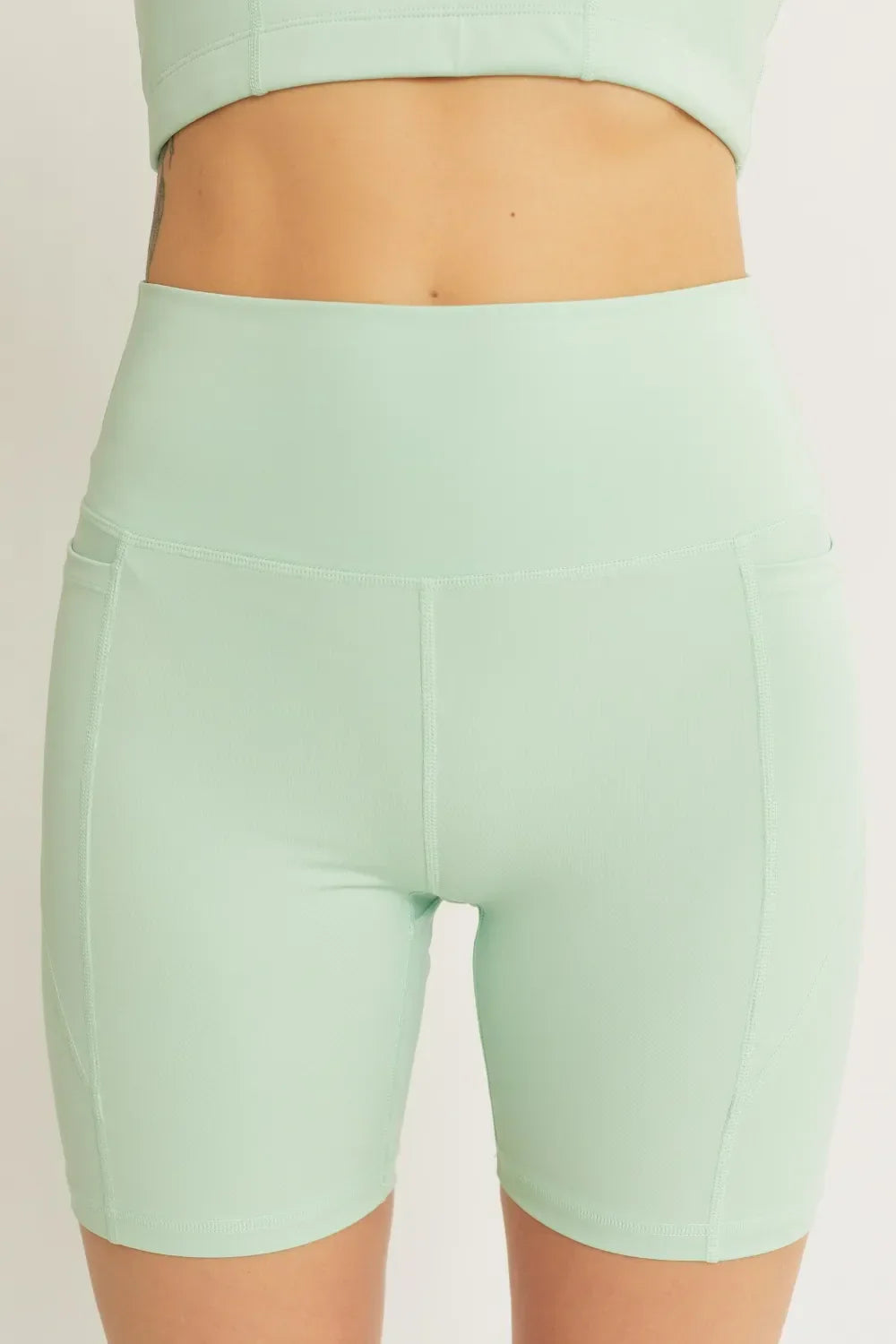 Tree High Waist Seam Detail Active Shorts DJPT