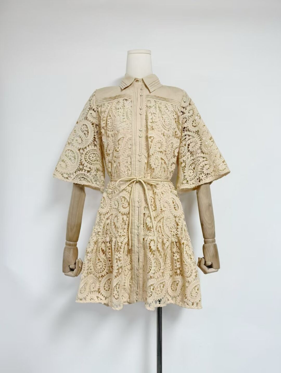 2025 Australian Collar Horn Sleeve Sleeve With Waist Retro Temperament Water-Soluble Lace Dress Skirt