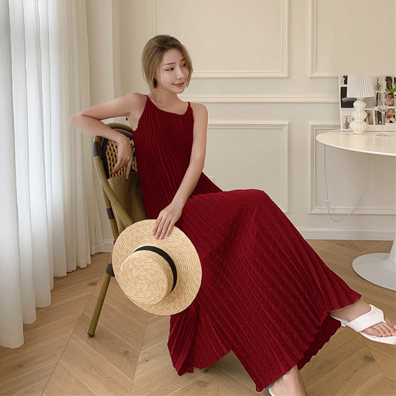 Red Seaside Holiday Sling Dress Women's Summer 2024 New Temperament Loose 100-Folded Long Dress Super Fairy