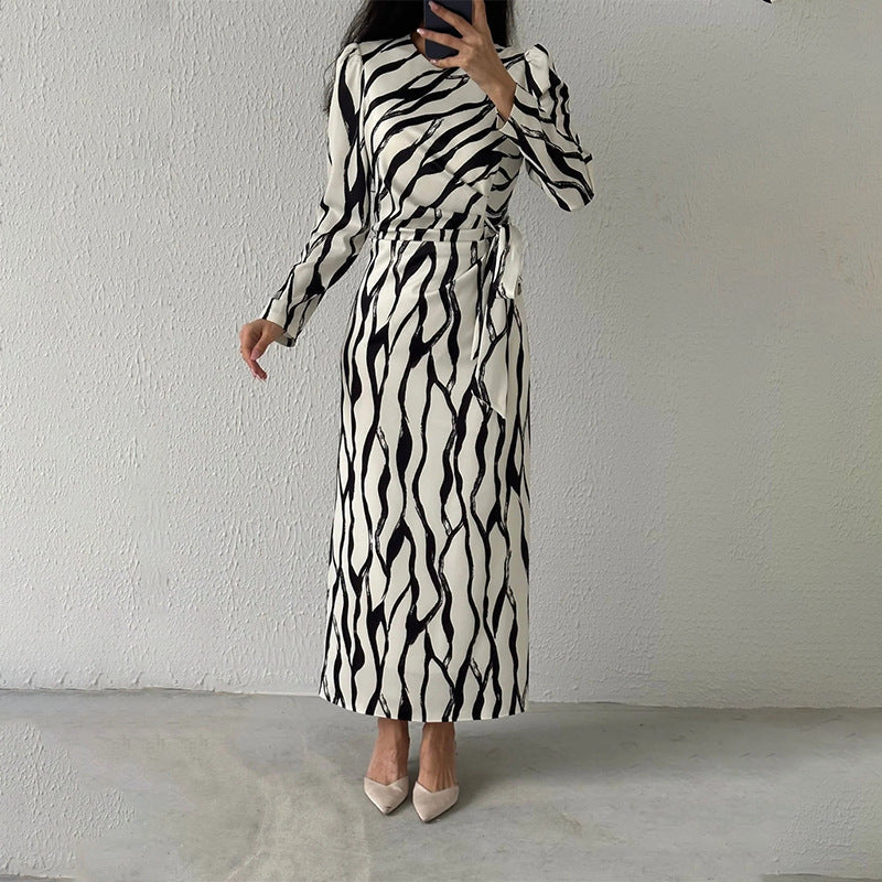 Women's Autumn Round-Neck Graffiti Long-Sleeved Striped Tie Slimming Dress