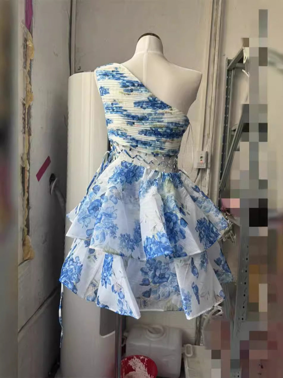 Oblique Shoulder Small Dress Holiday Wind Shoulder Pressure Folding With Hollow Print Ponbo Cake Skirt Skirt Tide