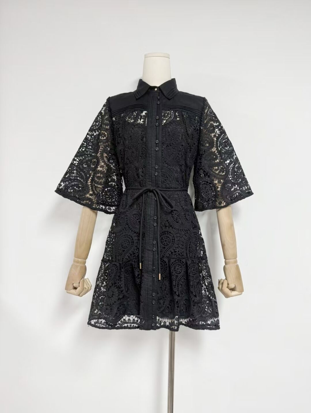 2025 Australian Collar Horn Sleeve Sleeve With Waist Retro Temperament Water-Soluble Lace Dress Skirt