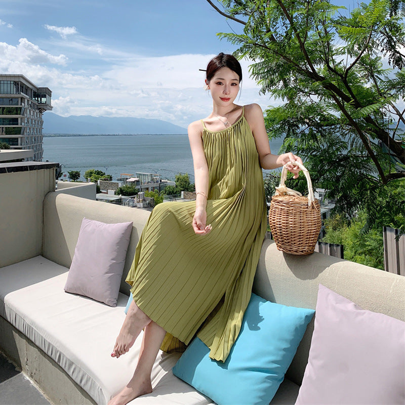 Red Seaside Holiday Sling Dress Women's Summer 2024 New Temperament Loose 100-Folded Long Dress Super Fairy