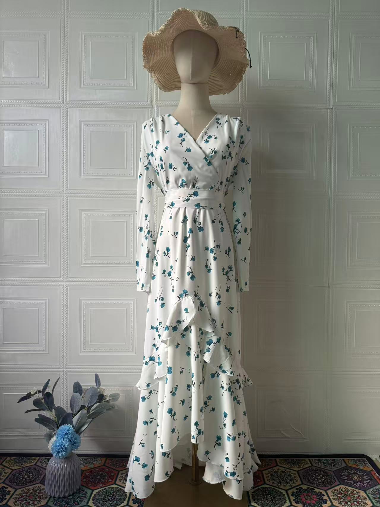 2025 Gentle Wind Small Fresh Flowers And Leaves Side Long Dress Woman