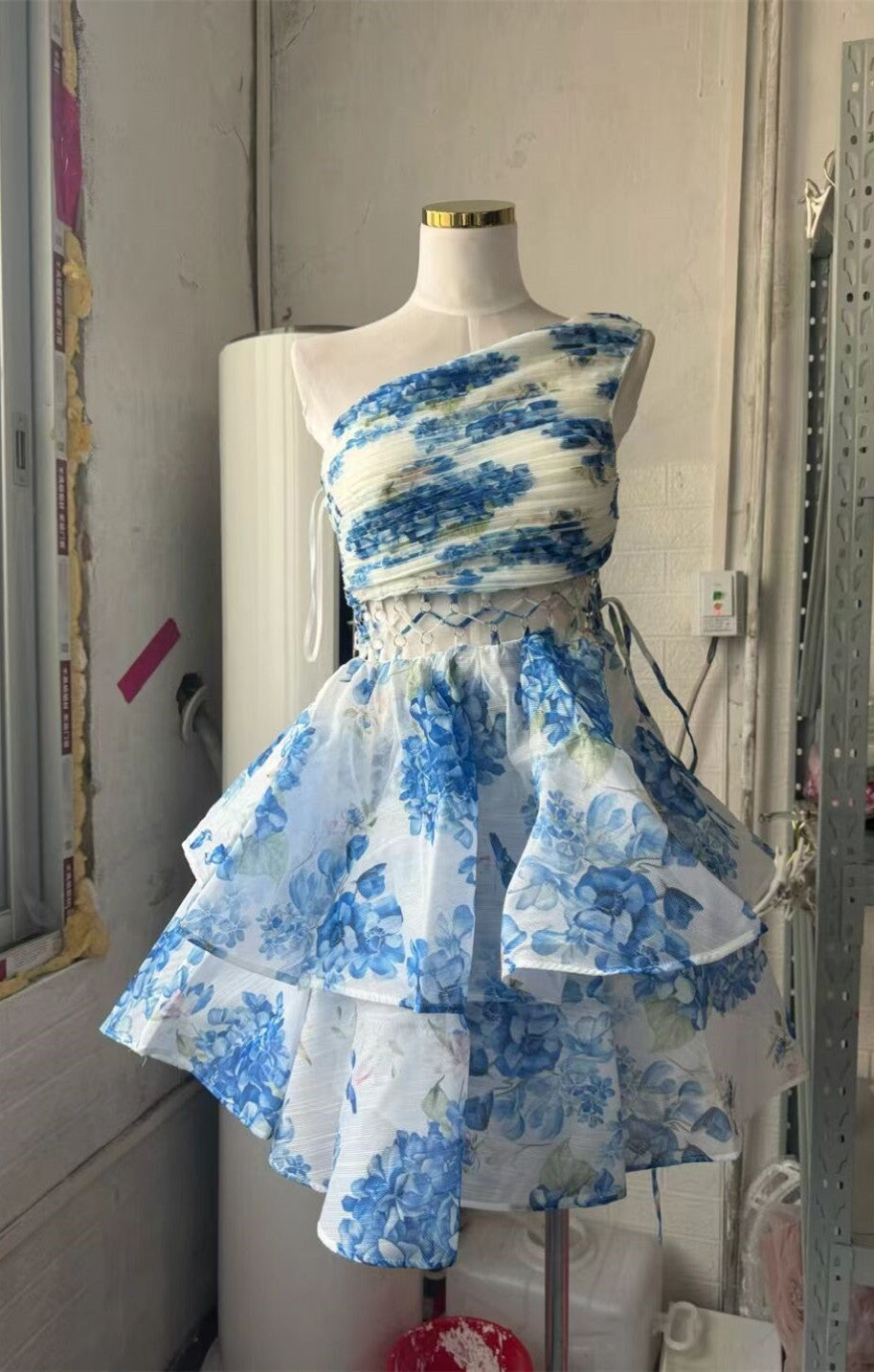 Oblique Shoulder Small Dress Holiday Wind Shoulder Pressure Folding With Hollow Print Ponbo Cake Skirt Skirt Tide