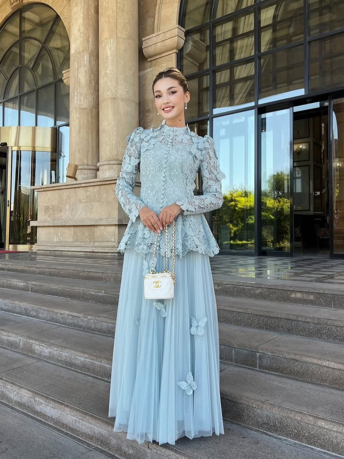 Court Style Lace Jed Flower Splicing Butterfly Decoration Skinny Coat + Mesh Dress