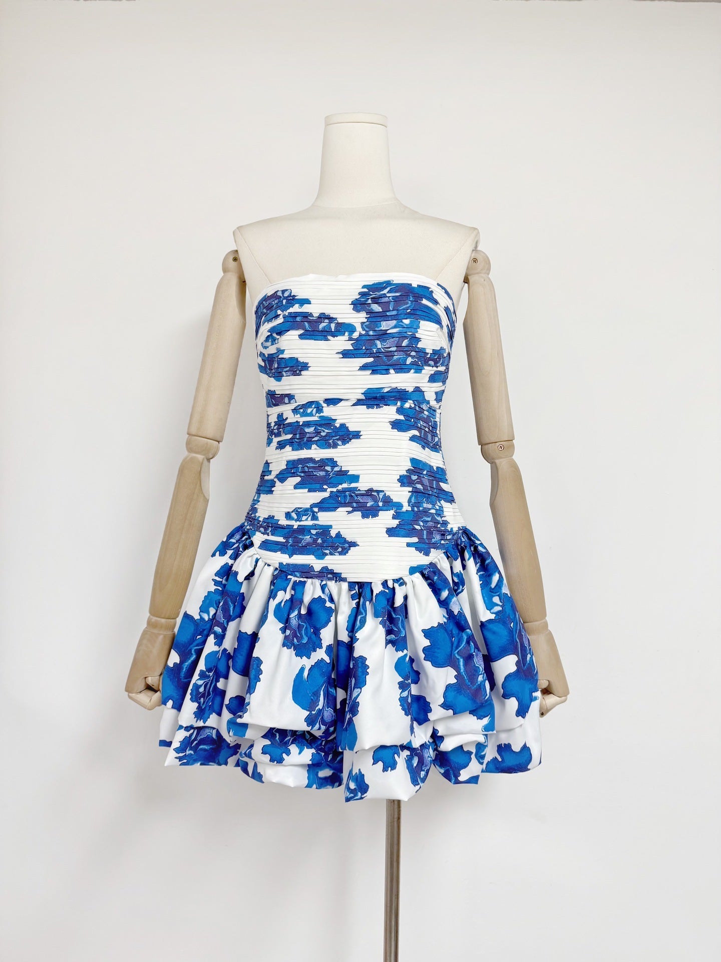 And Spicy Body-Repair Printed Floral Dress Dress Dress Dress Woman With New Summer Tsets And Folds