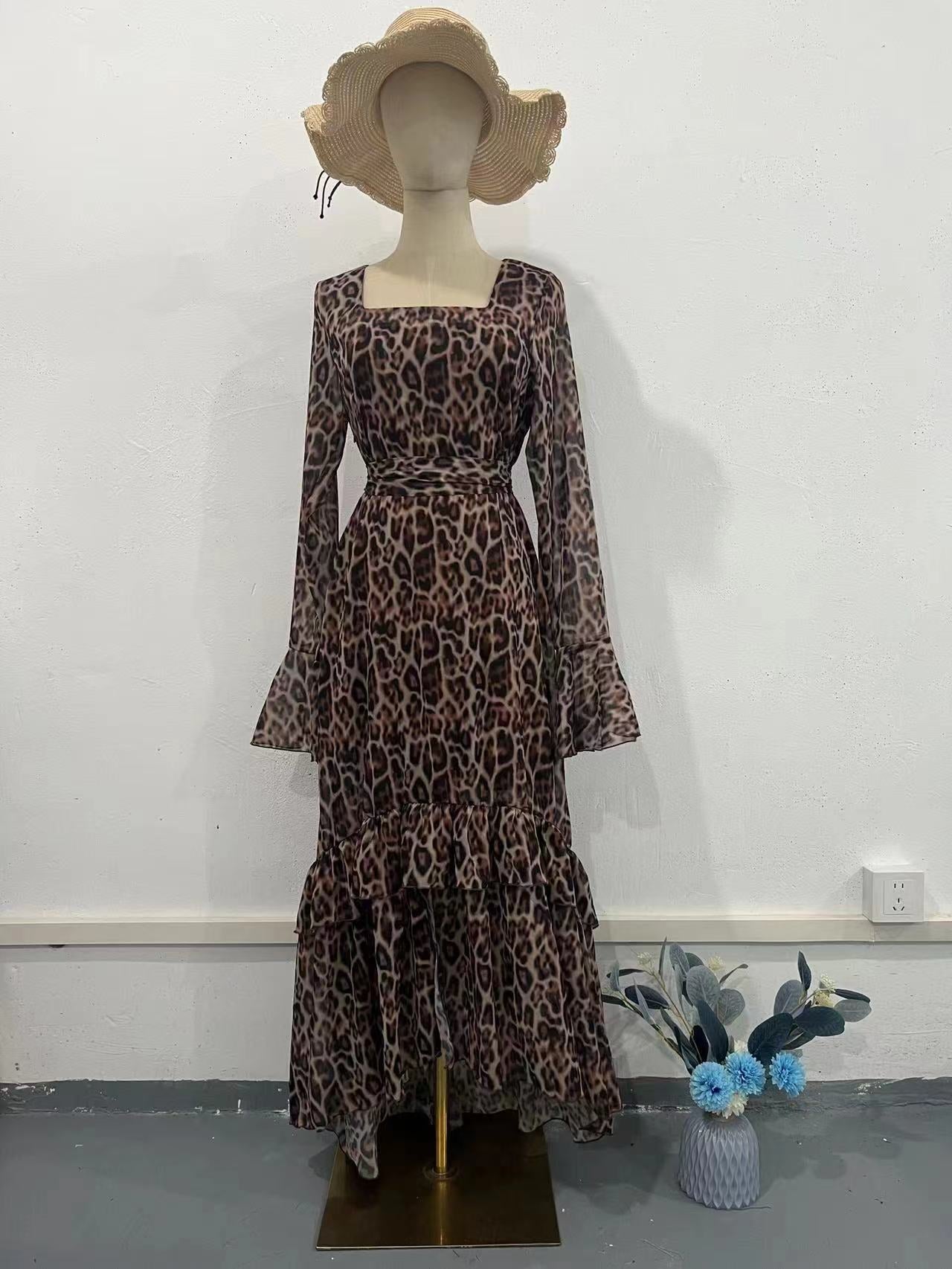 2024 New Chiffon Leopard-Print Lotus Sleeve Temperament Long Splicing Irregular Dress