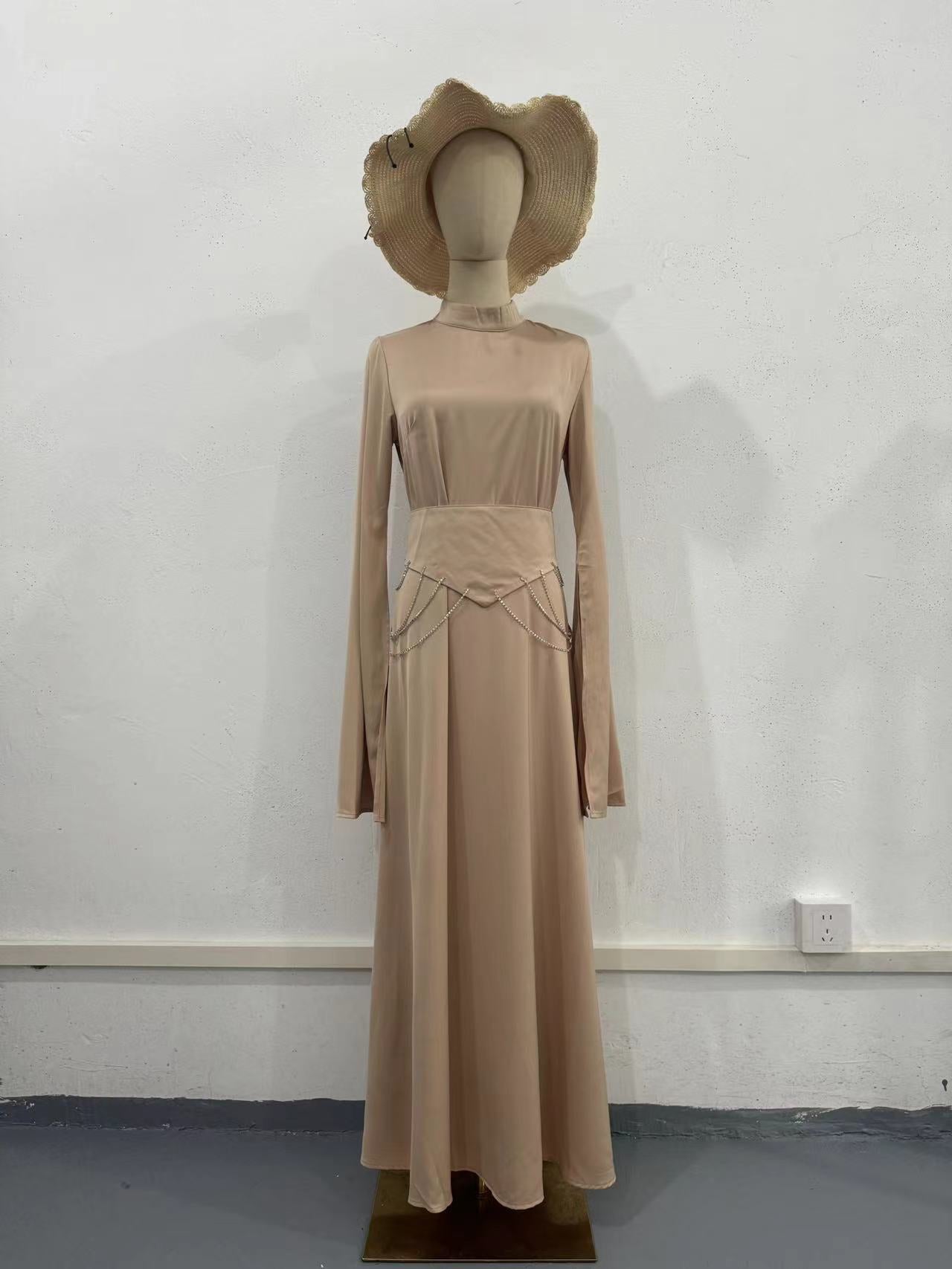 2024 New Court Feng Sleeve Dress With Half-High Collar Long-Sleeved Dress