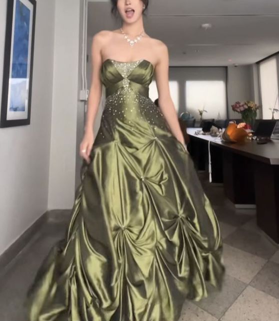 Ball Gown Strapless Satin Olive Green Long Ruffles Prom Dresses Formal Evening Dress SD2381 HZ0628