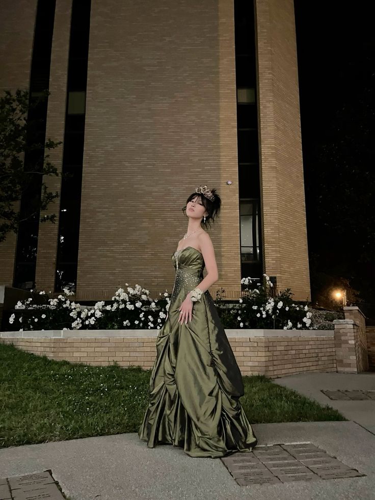 Ball Gown Strapless Satin Olive Green Long Ruffles Prom Dresses Formal Evening Dress SD2381 HZ0628