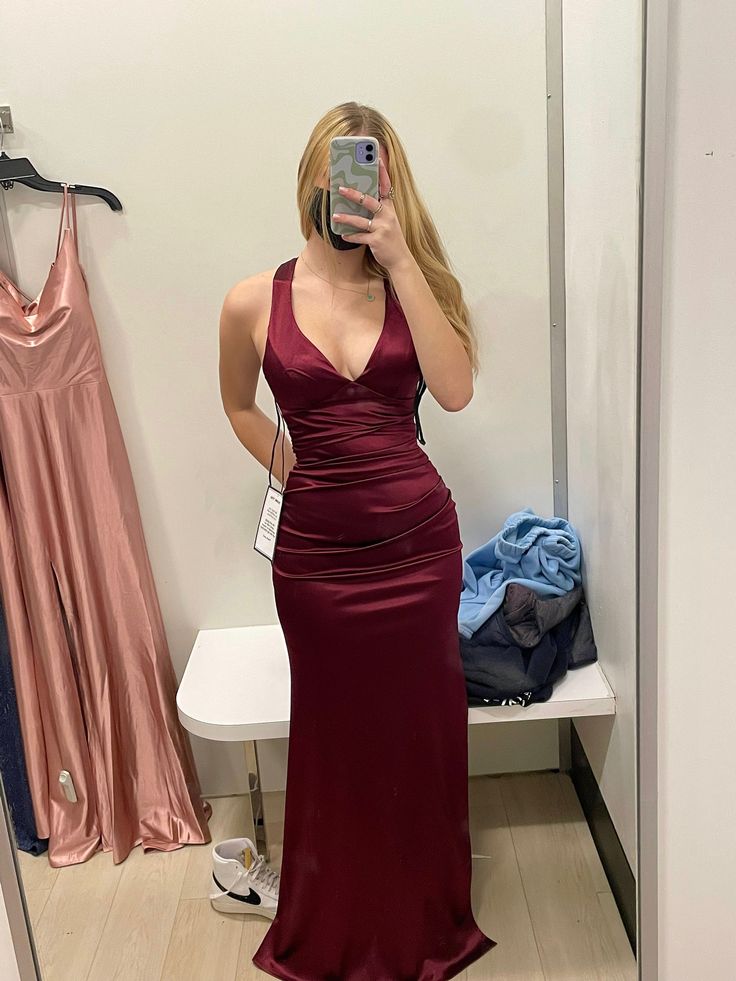 Sheath Halter V Neckline Burgundy Satin Slit Party Dress Long Prom Dresses SD1520 HZ0628