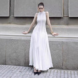 2025 Round-Neck Sleeveless Umbrella Dress Inside The Dress
