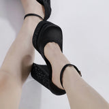 New High-Heeled Waterproof Table With Buckle Water Drill Banquet Lady's Dingy Sandals Large Fashion Show High Quality Shoes