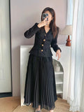 Luxury Black Little Fragrant V-Neck Blouse In The Fall Of 2024, The New Temperament Of The 100-Folded Skirt Two-Set